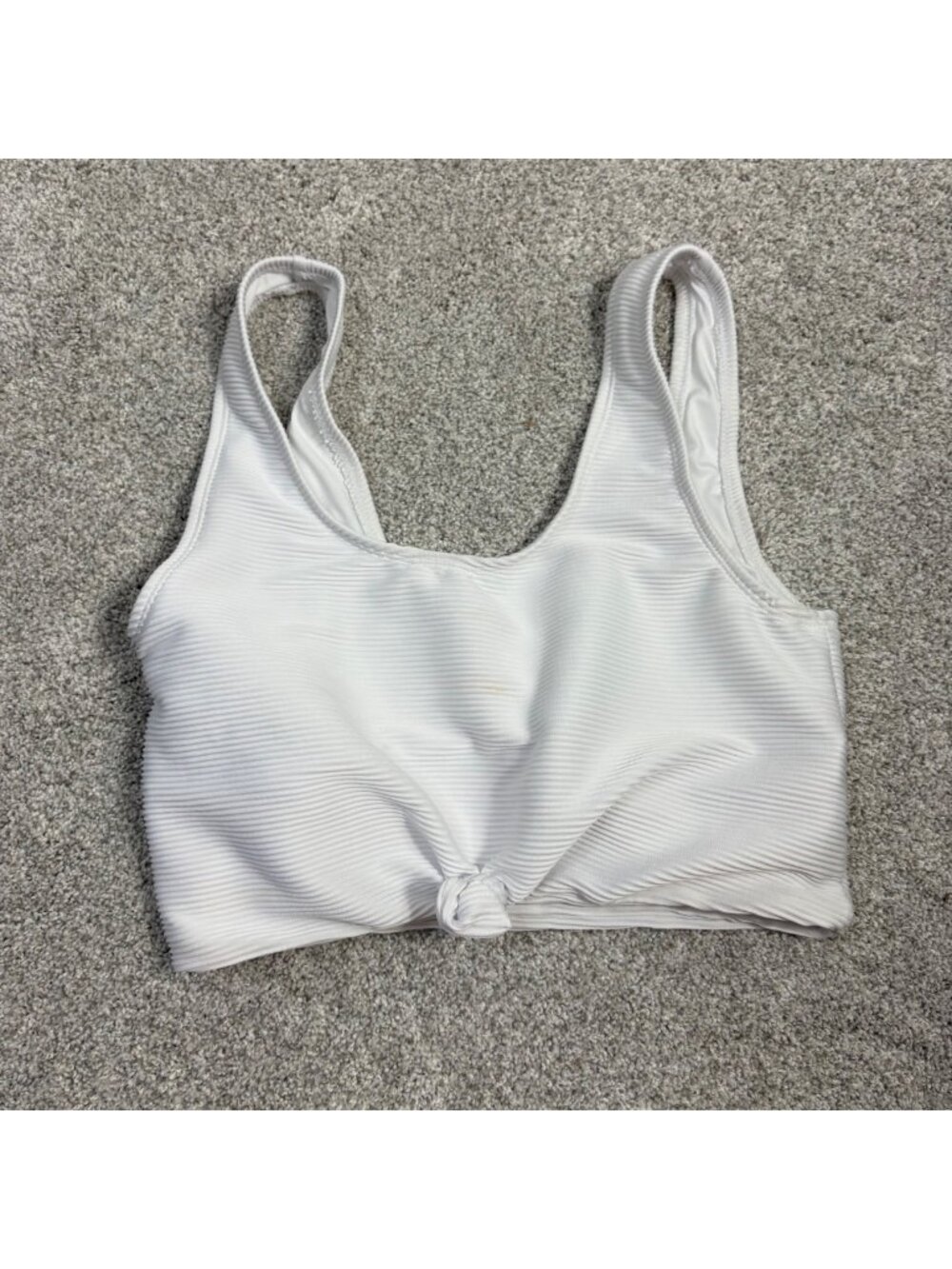 Lucy Avenue Bikini Top Medium 8/10 White Knot front Summer Vacation Beach flaw